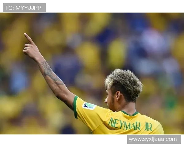 12月足球明星闪耀赛场展现风采与荣耀的精彩瞬间