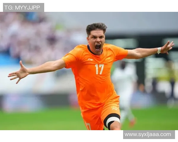 加纳足球明星在绿茵场上的精彩瞬间与动人风采展示