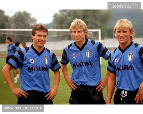 虾哥足球明星盘点那些在绿茵场上闪耀的传奇人物与他们的辉煌成就