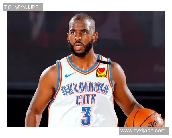 布克与足球明星同框合影展现运动精神与友谊的完美瞬间